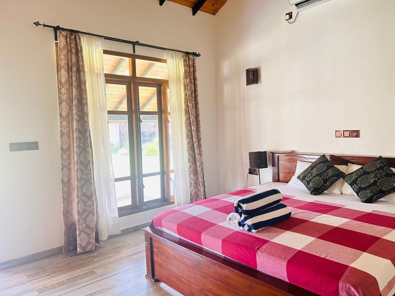 Blu Marine Nilaveli Hotel ตรินโคมาลี ภายนอก รูปภาพ